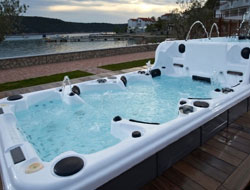 Spa Pool Manufacturer in Lucknow