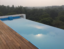 Infinity Swimming Pool Manufacturer in Delhi